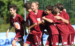 Plätze 5 bis 10 bei der 44. Sparkasse Schülerliga Bundesmeisterschaft Fußball ausgespielt