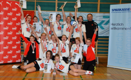 Die HS Seekirchen hat souverän die Salzburger Sparkasse-Schülerliga Volleyball Landesmeisterschaft gewonnen
